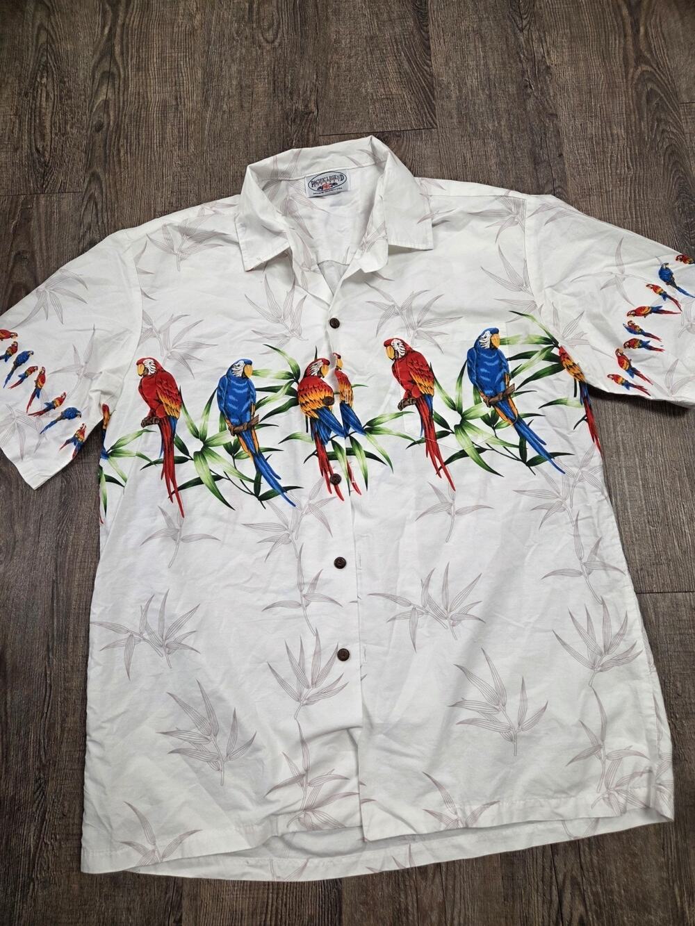 Pacific Legend Apparel Made in USA Hawaii Tropical Parrot Button Shirt Large